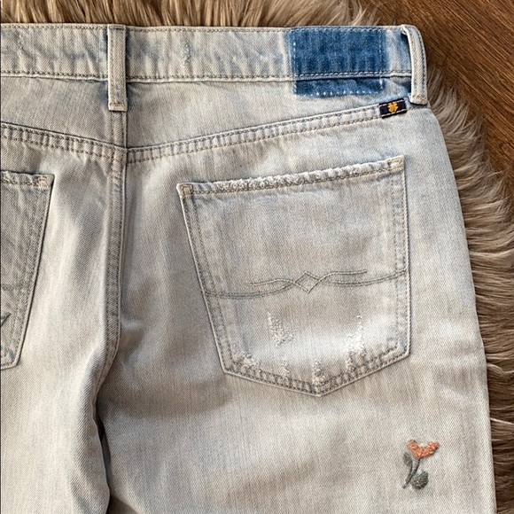 Lucky Brand Sienna Floral Embroidered Jeans BNWOT - Picture 14 of 14